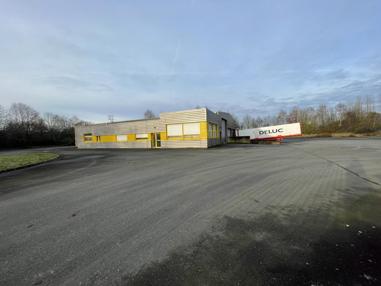 Local d'activité Maen Roch 835m² Vente local d'activité Maen Roch Ille-et-Vilaine OVACT2316701 4